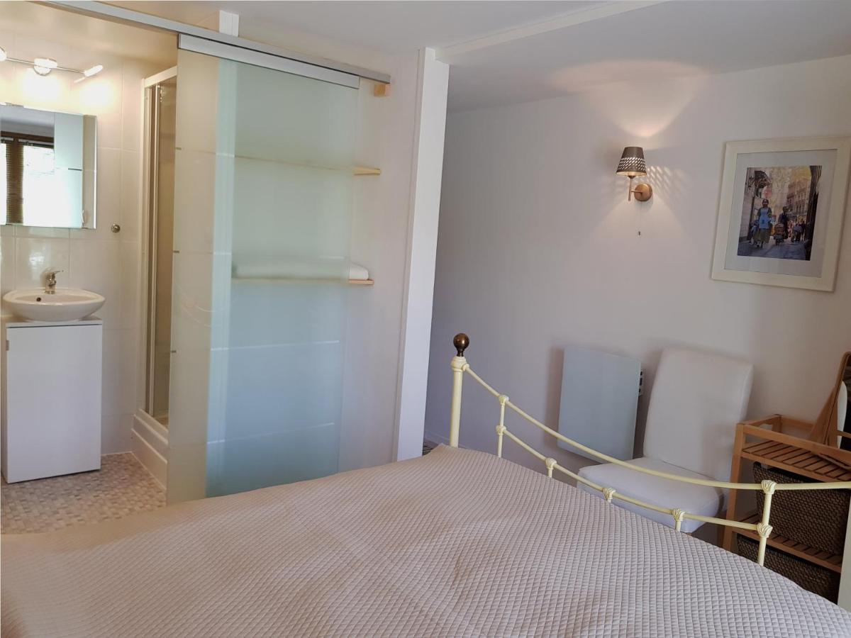 Bed and Breakfast Le Pre Pigeon 86250 Charroux  Екстер'єр фото