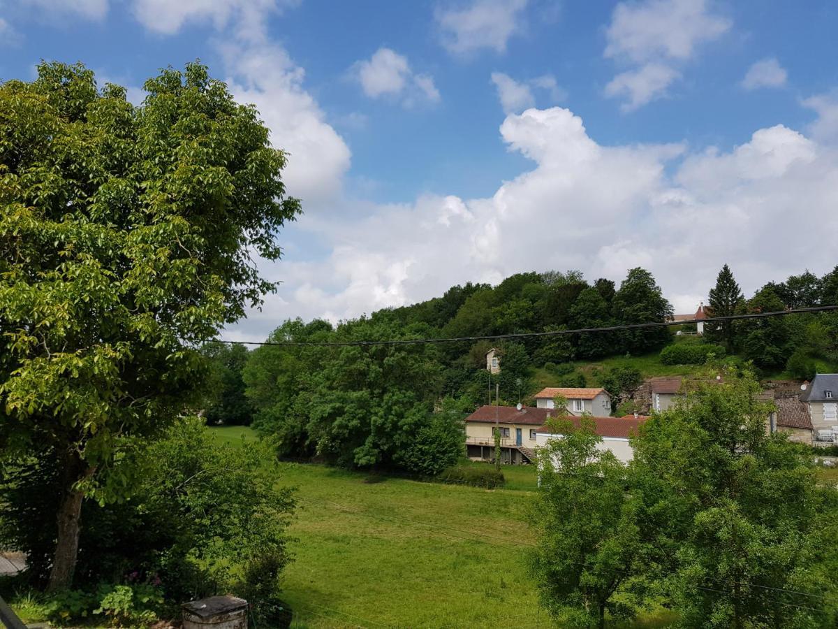 Bed and Breakfast Le Pre Pigeon 86250 Charroux  Екстер'єр фото